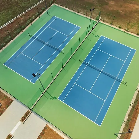 Within Resort, Umag, Istra فيلة *